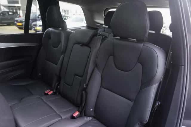 Volvo XC90 (2023) thumbnail 14