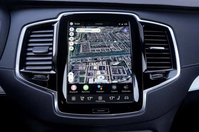 Volvo XC90 (2023) thumbnail 21