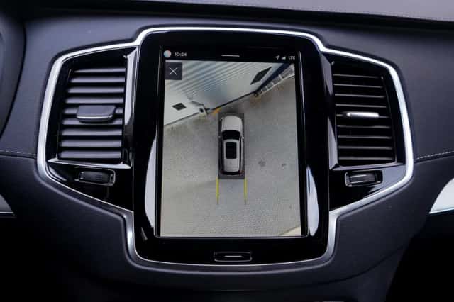 Volvo XC90 (2023) thumbnail 26