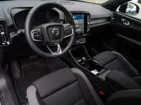 Volvo XC40 (2025) thumbnail 12