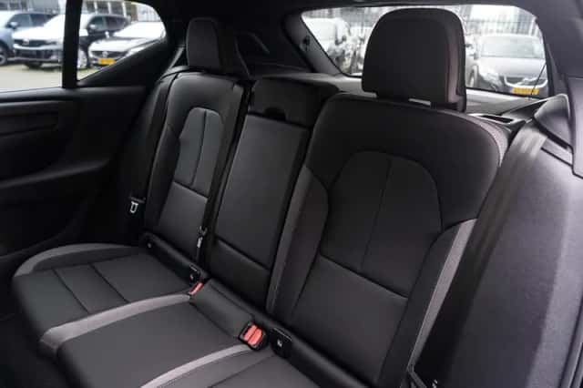Volvo XC40 (2025) thumbnail 14
