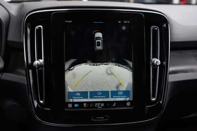 Volvo XC40 (2025) thumbnail 25