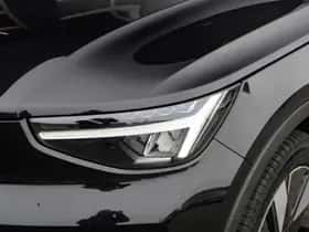 Volvo XC40 (2025) thumbnail 4