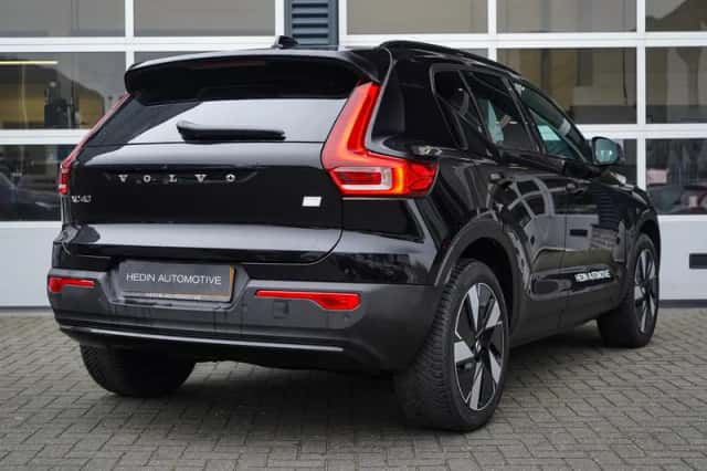 Volvo XC40 (2025) thumbnail 6