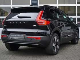 Volvo XC40 (2025) thumbnail 6