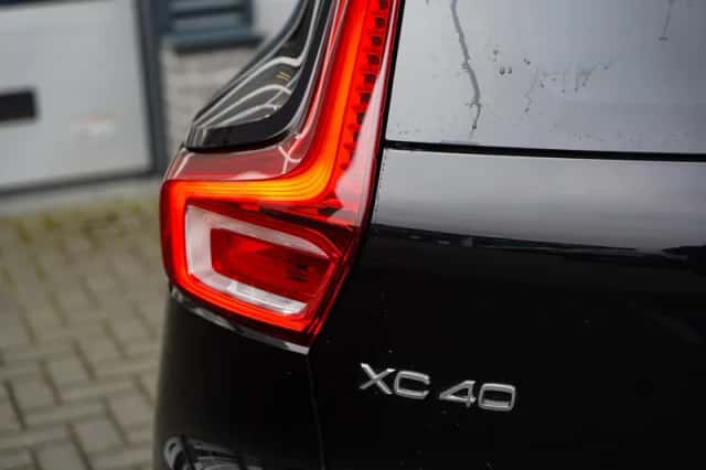 Volvo XC40 (2025) thumbnail 8