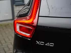 Volvo XC40 (2025) thumbnail 8