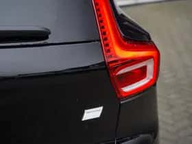 Volvo XC40 (2025) thumbnail 9