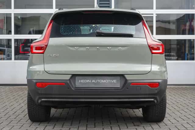 Volvo EX40 (2025) thumbnail 5