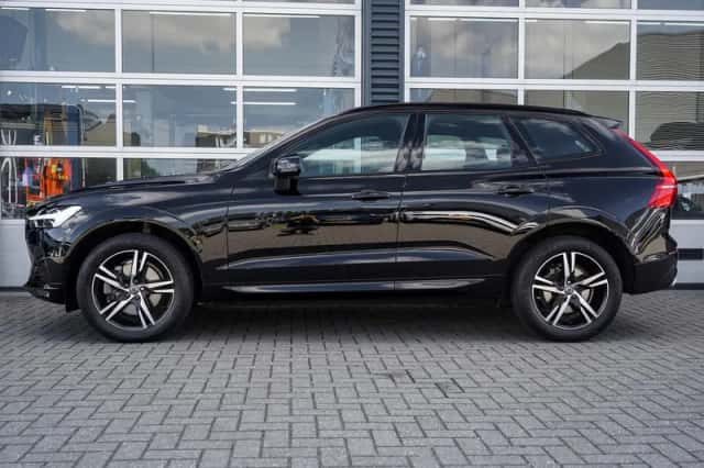Volvo XC60 (2020) thumbnail 3