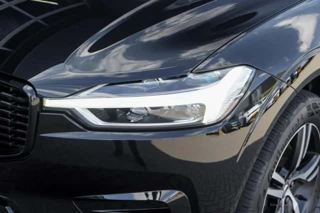 Volvo XC60 (2020) thumbnail 4