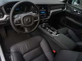 Volvo V60 (2025) thumbnail 5