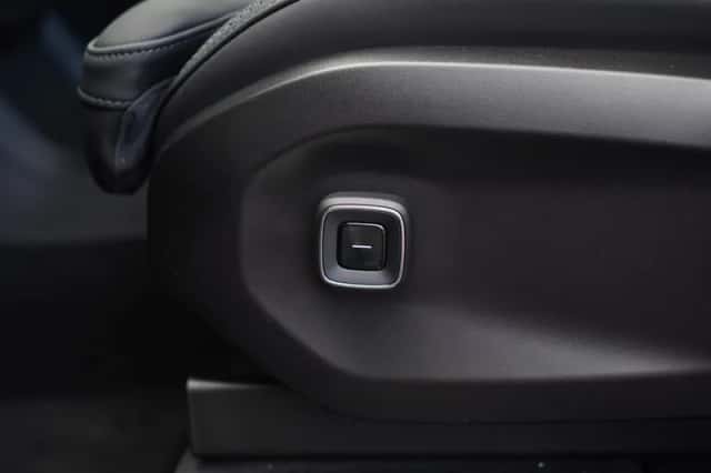Volvo EX90 (2025) thumbnail 13