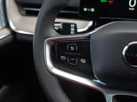 Volvo EX90 (2025) thumbnail 16