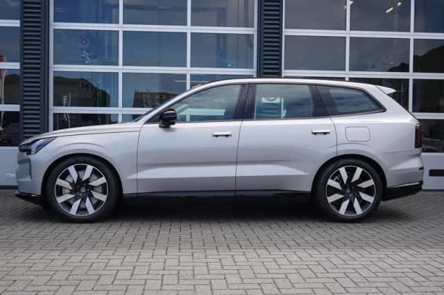 Volvo EX90 (2025) thumbnail 3