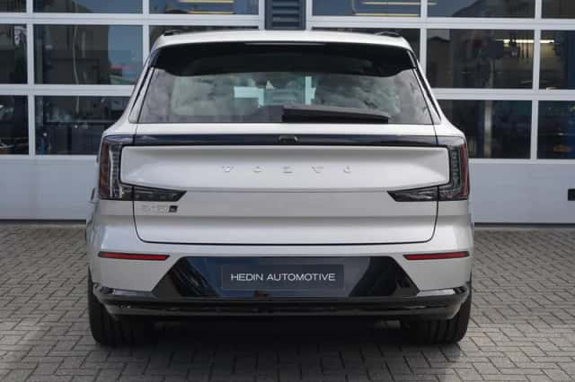 Volvo EX90 (2025) thumbnail 5