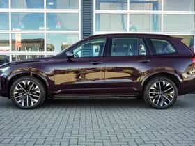 Volvo XC90 (2025) thumbnail 3