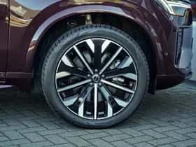 Volvo XC90 (2025) thumbnail 7