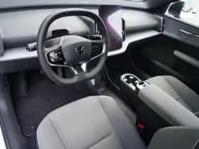 Volvo EX30 (2025) thumbnail 14