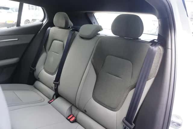 Volvo EX30 (2025) thumbnail 15