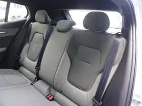 Volvo EX30 (2025) thumbnail 16
