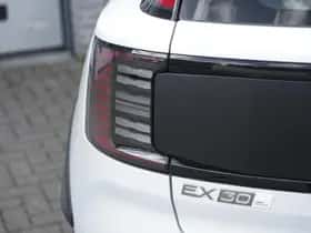 Volvo EX30 (2025) thumbnail 9