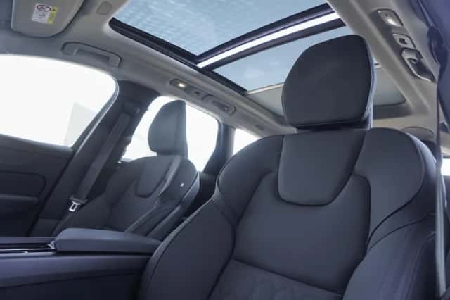 Volvo XC60 (2025) thumbnail 17