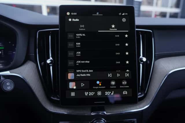 Volvo XC60 (2025) thumbnail 25