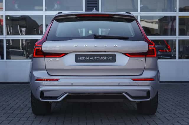Volvo XC60 (2025) thumbnail 5