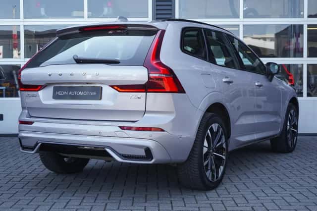 Volvo XC60 (2025) thumbnail 6