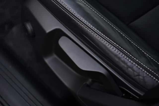 Volvo XC40 (2021) thumbnail 15