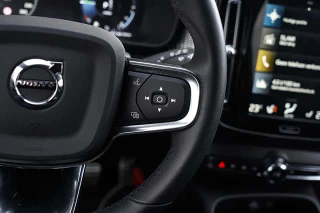Volvo XC40 (2021) thumbnail 19