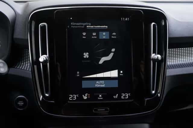 Volvo XC40 (2021) thumbnail 23