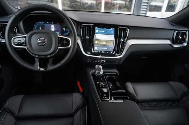 Volvo V60 (2025) thumbnail 13