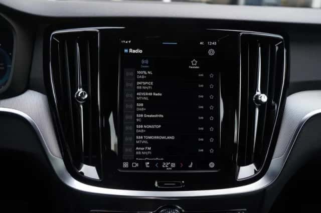 Volvo V60 (2025) thumbnail 23