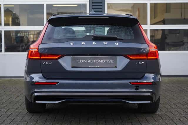 Volvo V60 (2025) thumbnail 5