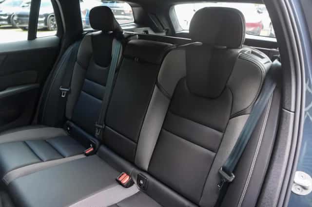 Volvo V60 (2025) thumbnail 14