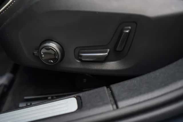 Volvo V60 (2025) thumbnail 16