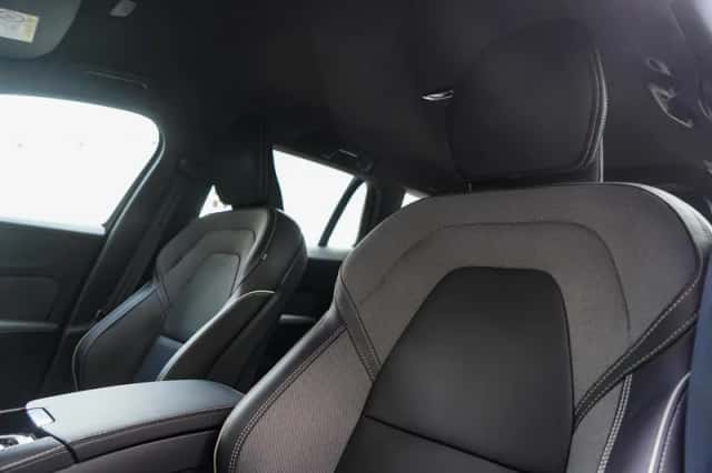 Volvo V60 (2025) thumbnail 17