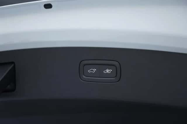 Volvo ES90 (2026) thumbnail 11