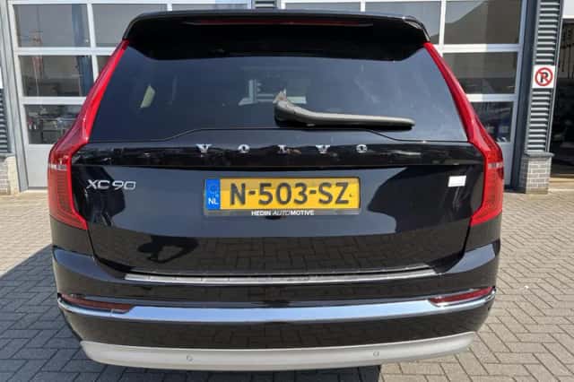 Volvo XC90 (2022) thumbnail 5