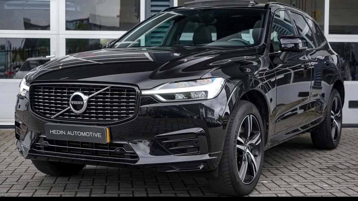 Volvo XC60 (2019) — foto 1