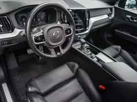 Volvo XC60 (2019) thumbnail 12