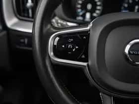 Volvo XC60 (2019) thumbnail 19