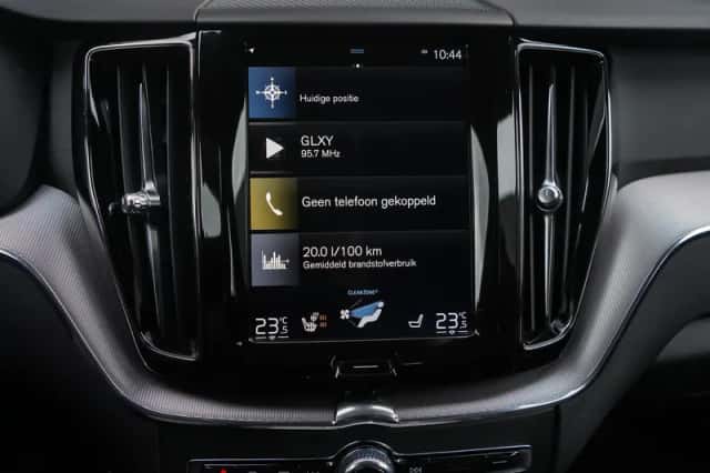 Volvo XC60 (2019) thumbnail 21