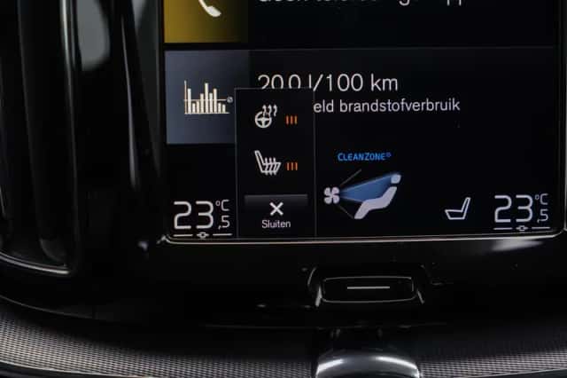 Volvo XC60 (2019) thumbnail 28
