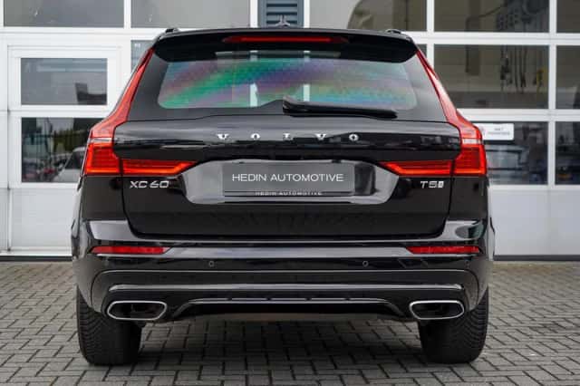 Volvo XC60 (2019) thumbnail 5
