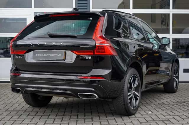 Volvo XC60 (2019) thumbnail 6