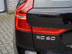 Volvo XC60 (2019) thumbnail 8