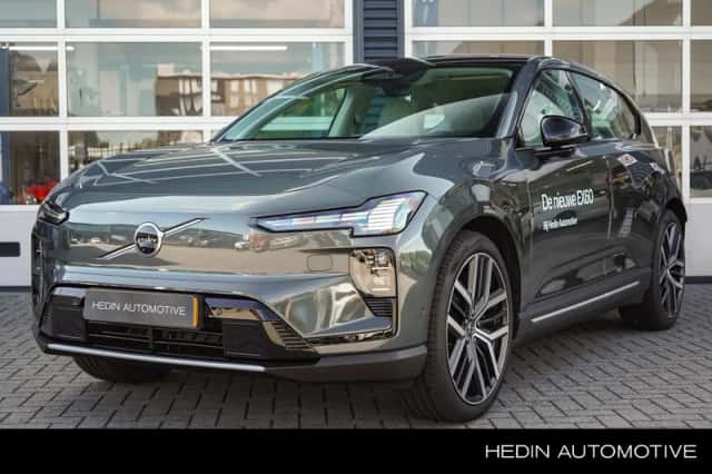 Volvo EX60 (2026) thumbnail 1